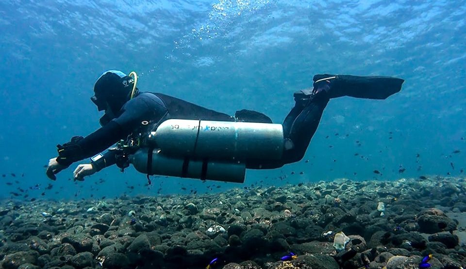 Sidemount in underwater